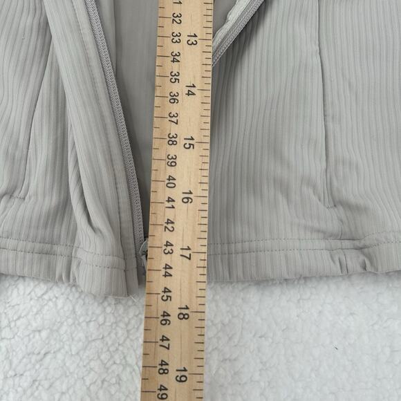 Lululemon Cropped Define Jacket Ribbed Nulu Light Gray Size 2 *Faint Stain* - Picture 6 of 13